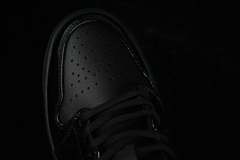 All categories Air Jordan Jordan series basketball shoes Air Jordan 1 Low G version pure original Air Jordan 1 Low "Black Croc" AJ1 Joe 1 crocodile black low-top cultural casual sneakers HJ7743-010